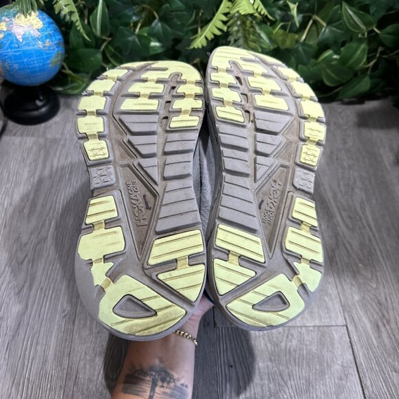 Hoka One One Gaviota 4 Shoes Men 7 / Women 8.5 2E Wide Gray Yellow Running Shoes